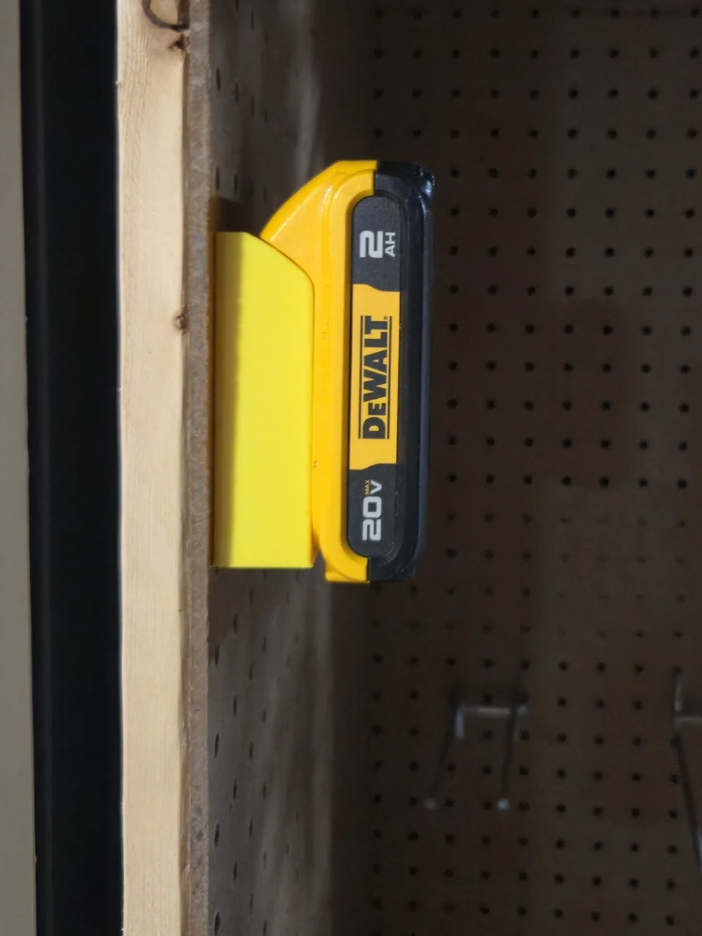 2-Pack DeWalt 20V / 60V Battery Holders – 3D Printed in Bambu Lab PETG